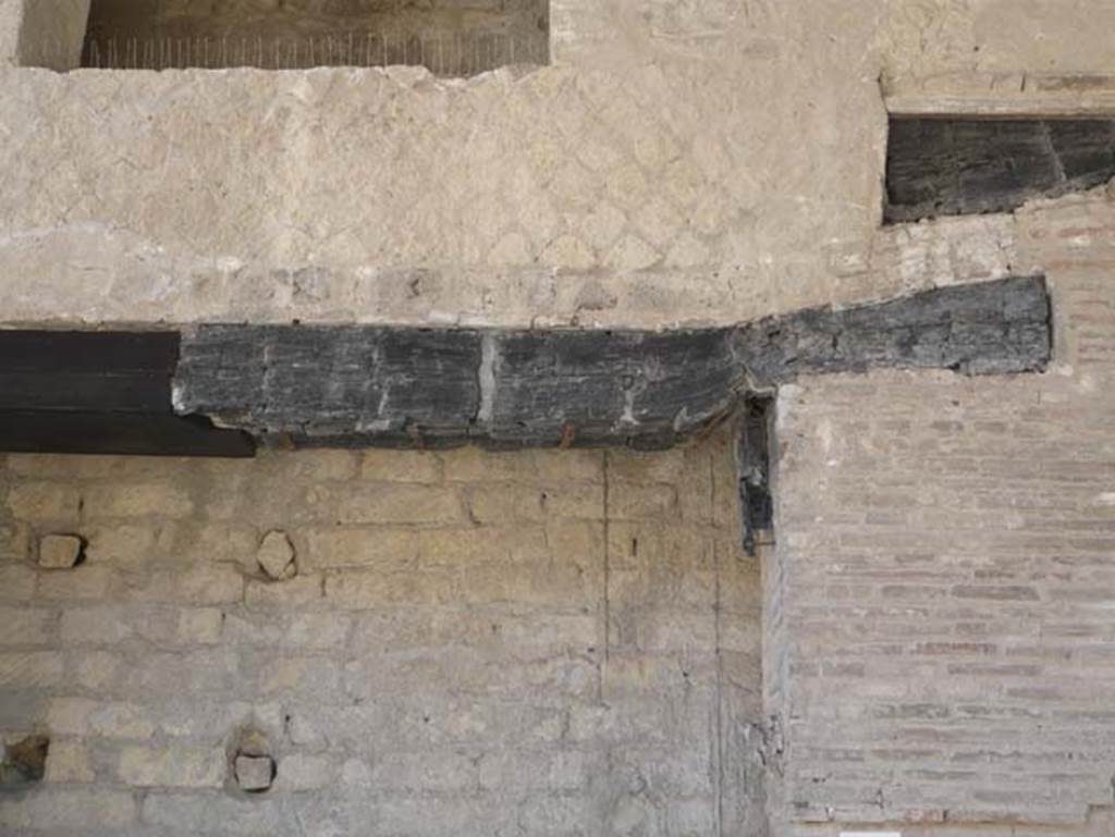 Decumanus Maximus, Herculaneum. August 2013. Detail from doorway numbered 3.
Photo courtesy of Buzz Ferebee.